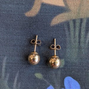 Vintage Estate 14k Solid Yellow Gold Ball Stud Earrings Retro Luxury
