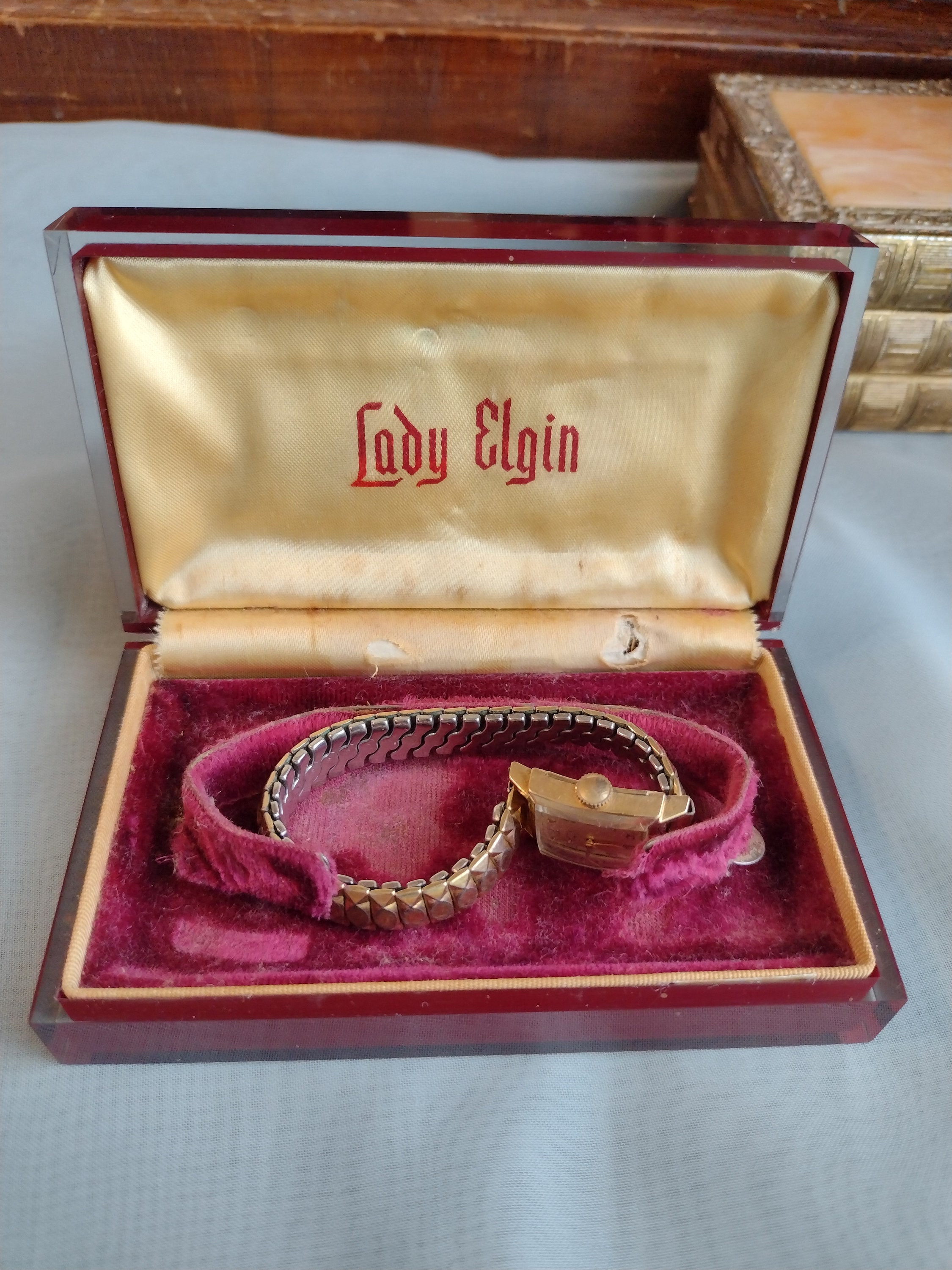 Montre Bracelet Femme Elgin Vintage 1944 - Mouvement Mécanique 15 Rubis - Boîtier Acier, Bracelet Plaqué Or
