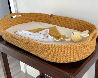 Panier à langer exclusif ; Disponible en 45 couleurs différentes ; Fond en bois et cadre en coton ; matelas à langer ; Panier bébé ; Cadeau baby shower