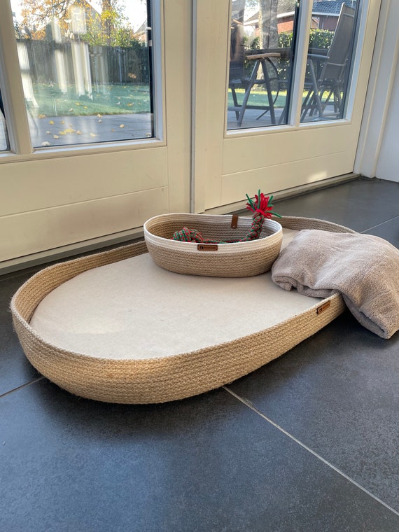 Dog Bed; Cat Dog Basket; Big Pet basket; Big Dog Bed; Environmental Friendly Handmade Jute Cat & Dog Bed