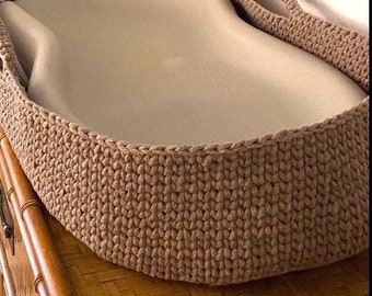 Panier à langer XXL disponible dans 45 couleurs différentes ; Convient pour une utilisation avec le changeur d'arachides et la trappe Keekaroo ; Cadeau baby shower