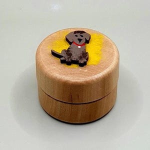 Boîte souvenir en fourrure de chien, petite boîte commémorative d'urne en bois pour les cendres de chien, cadeau du souvenir de la perte d'un chien, cadeau de maman de chien