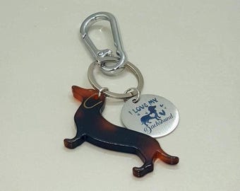 Black and brown dachshund keyring, sausage dog keychain, I love my dachshund mom gift, weiner dog keychain, dog key fob, acrylic