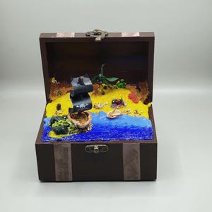 Pirate treasure miniature diorama box, nautical decor, buccaneers gift, treasure hunters novelty desk item, nutshell boat