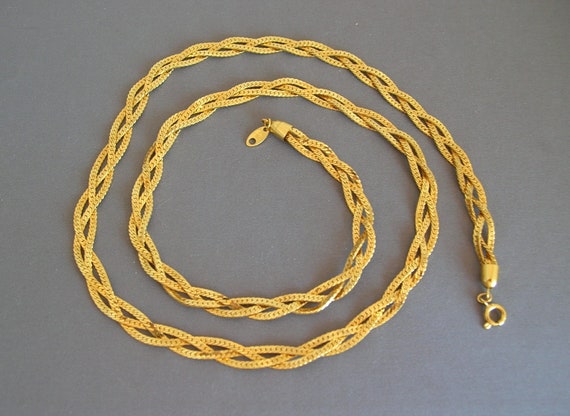 Vintage Trifari Signed Gold Tone 3-Strand Braided… - image 1