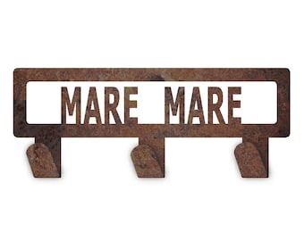 Personalized Livestock Stall Sign: Halter & Tack Hook Rack