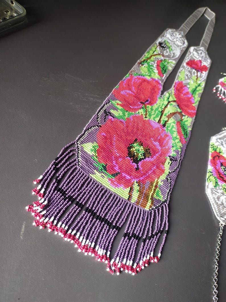 Collana di fiori con perline, collana ucraina, collana di perline Gerdan con motivo nazionale ucraino in stile tradizionale ucraino, con orecchini in omaggio immagine 7
