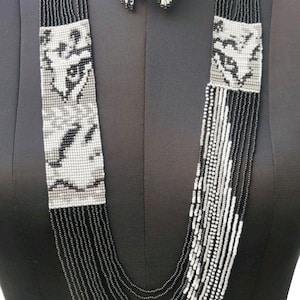 Lion Beaded Necklace/African/Handmad necklace /Elegant/ colorful/ cultural/Maasai Jewellery/beaded Necklace/long necklace/With Earrings