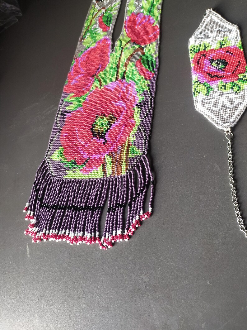 Collana di fiori con perline, collana ucraina, collana di perline Gerdan con motivo nazionale ucraino in stile tradizionale ucraino, con orecchini in omaggio immagine 8