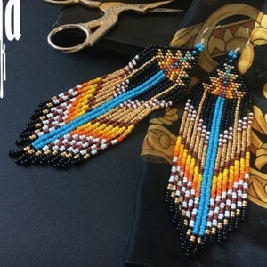 Perlenarbeit Ohrringe, Multi Farben Ohrringe Perlen Ohrringe ethnischen Ohrringe American native Seed Beads Ohrringe Fransen Ohrringe Boho Ohrringe