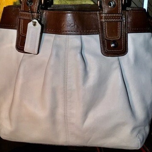 Coach Soho Satchel Soft Cream Shoulder Bag # M1020 -F15045 With Coach Logo Charm Attached! retailer