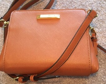 steve madden mauve purse