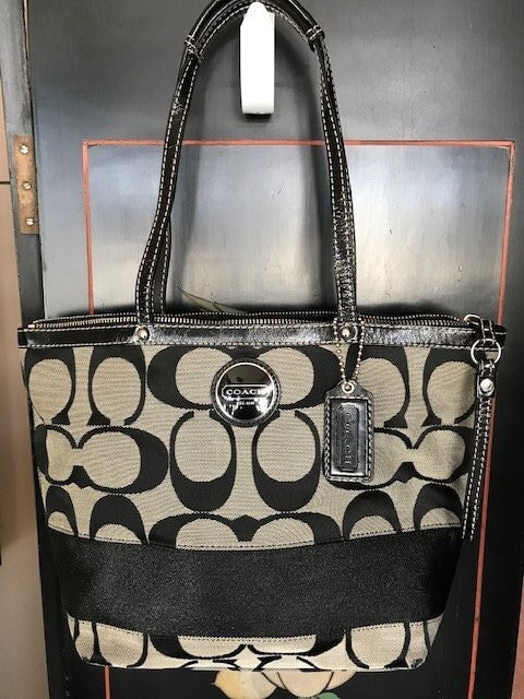 Coach, Bags, Authentic Coach Signature Purse