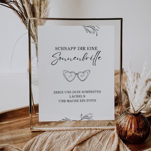 Pôster de óculos de sol | Casamento | óculos de sol | Pôster | download digital | Placa de casamento | Decoração | Óculos de Sol Coração | óculos estilo olho de gato