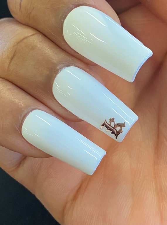 Custom Initial Nails Initial Press on Nails Press on Nails White Press Ons  Coffin Nails Square Nails Solid Color Press Ons - Etsy