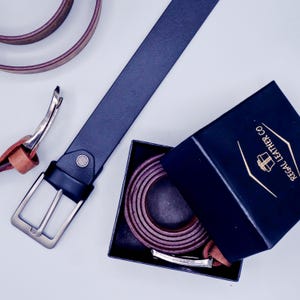 Personalized Belt Gift Set - Custom Mens Belt and Wallet - Leather Belt and Wallet with Wooden Box - Gift Set for Grandad - Fathers Day Gift