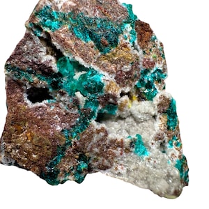 A DIOPTASE Raw Crystal On Matrix Crystals  Mineral Specimen Gemstone