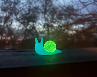 Lunar Snarble, snail and marble