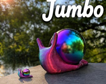 Jumbo Snarble, snail and gazing ball