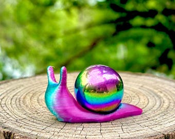 Aurora Borealis Snarble, snail and magnetic marble