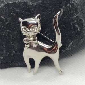 Vintage kat broche zilver toon