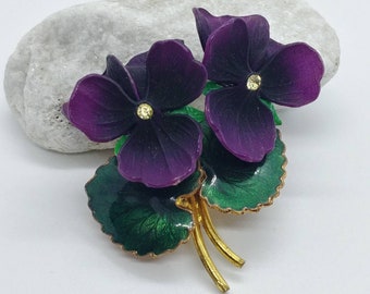 Vintage flower violet brooch from West Germany