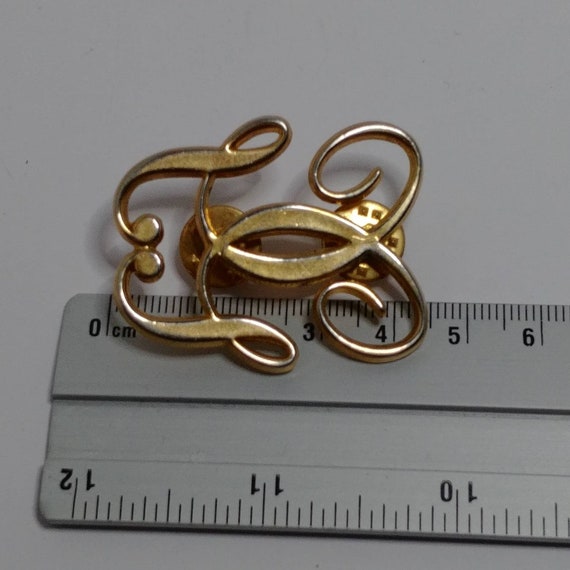 BIJOUX - BELLE broche vintage en métal doré #16 EUR 17,00 - FR BIJOUX - BELLE broche vintage en métal doré #16 EUR 17,00 - FR