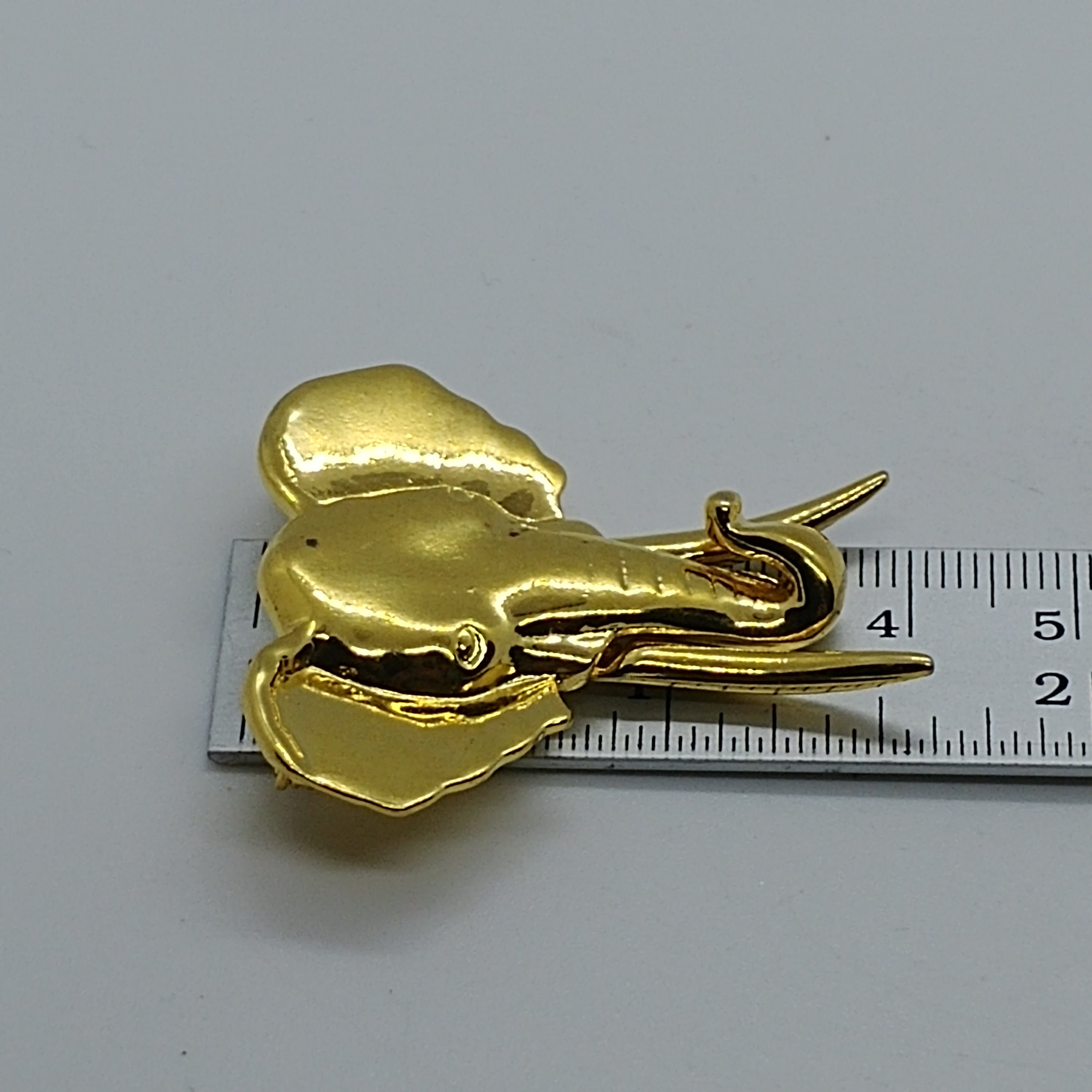 K18 エレファントブローチ K18 エレファントブローチ
