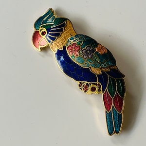 Vintage ara,bird,parrot, brooch , cloisonné gold tone with red green enamel