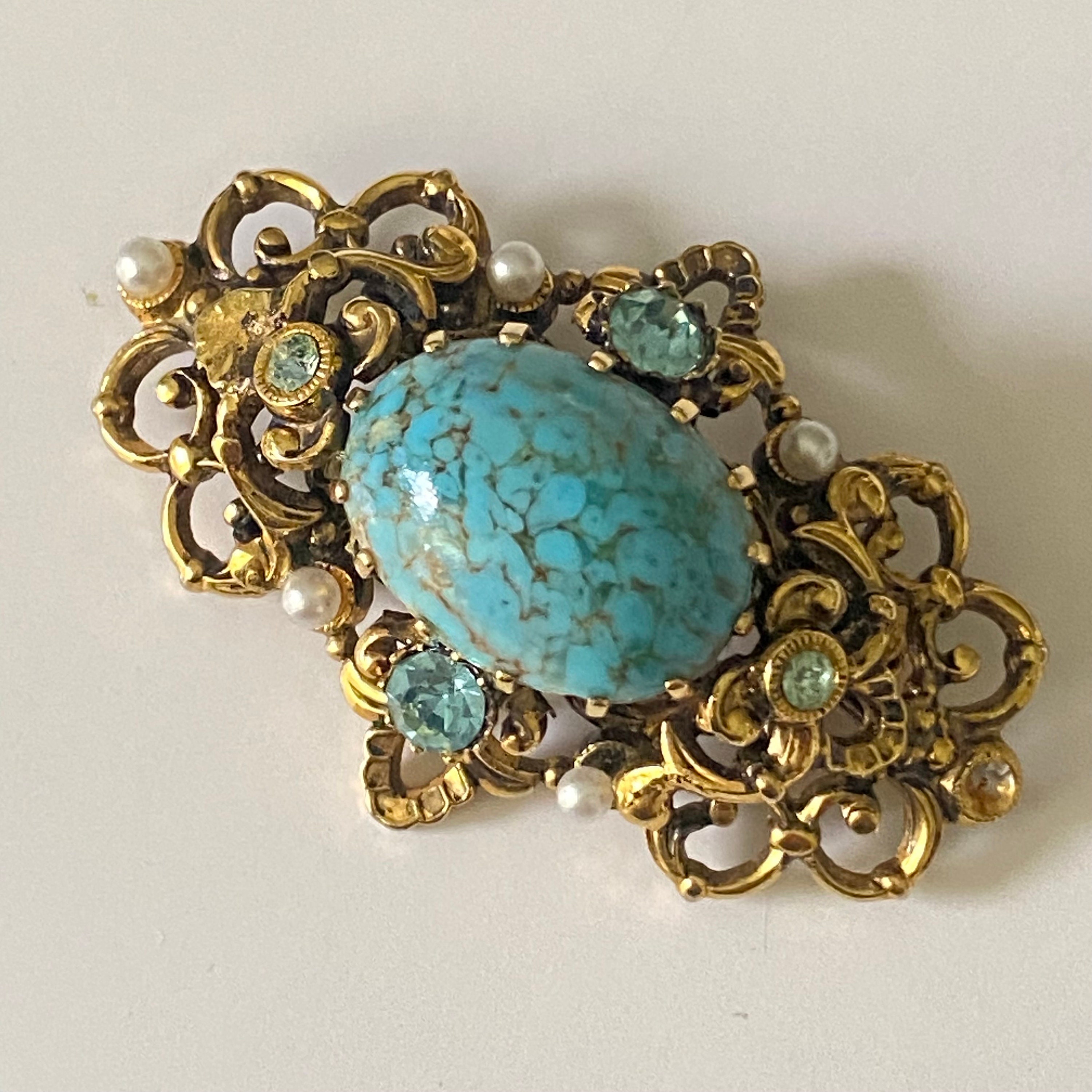 Vintage Gold Tone Flower Brooch/pin With Blue Turquoise