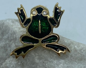 Vintage green frog brooch with enamel and rhinestone