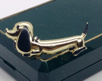 Vintage Dachshund Brooch: Gold Tone & Black Enamel Pin