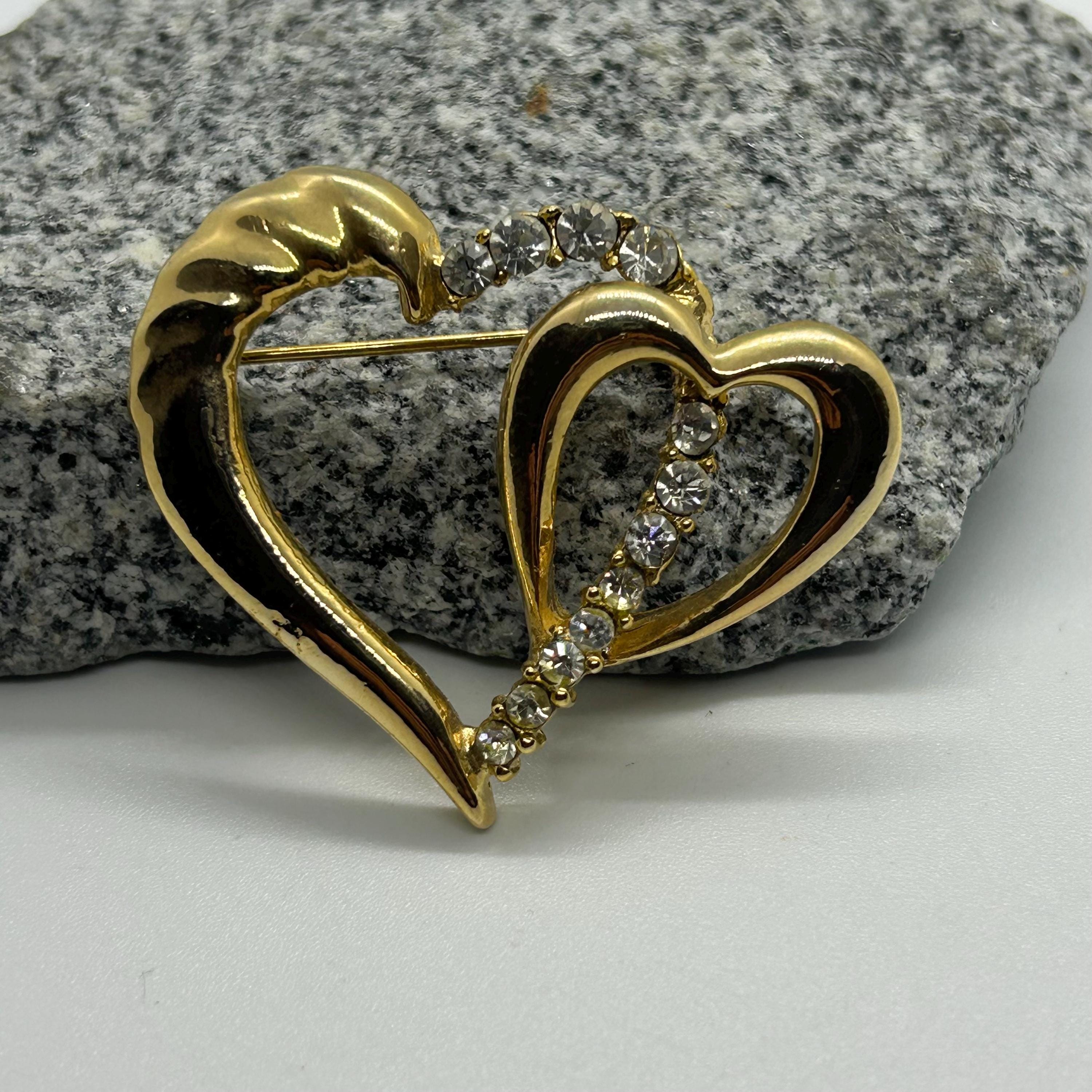 Avalaya Spilla A Cuore Doppio Con Corona – 25mm – Placcata Argento – Gioiello Elegante Per Donna