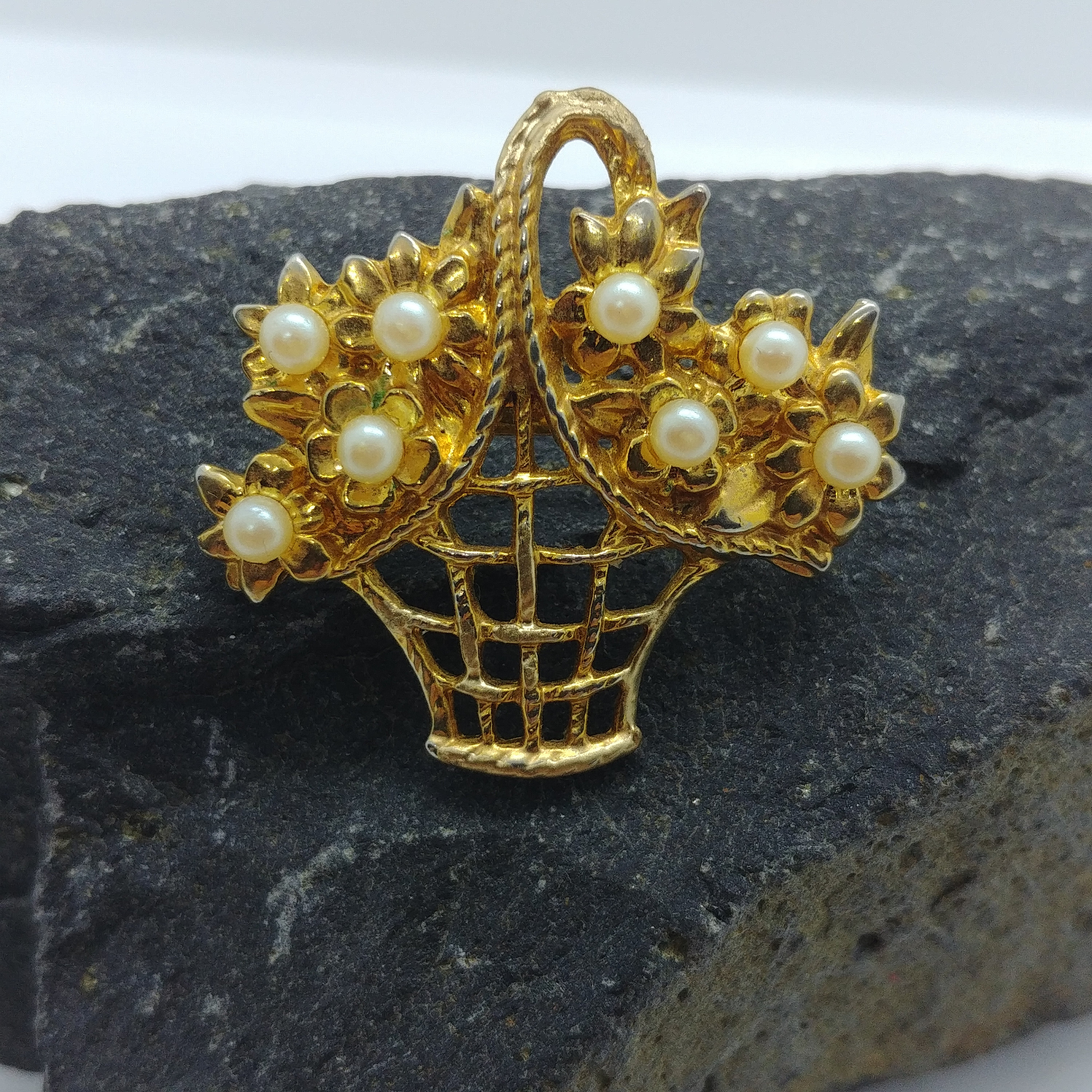 Broche Vintage Panier Fleurs - Perles De Verre, Métal Doré | Bijou Ancien élégant