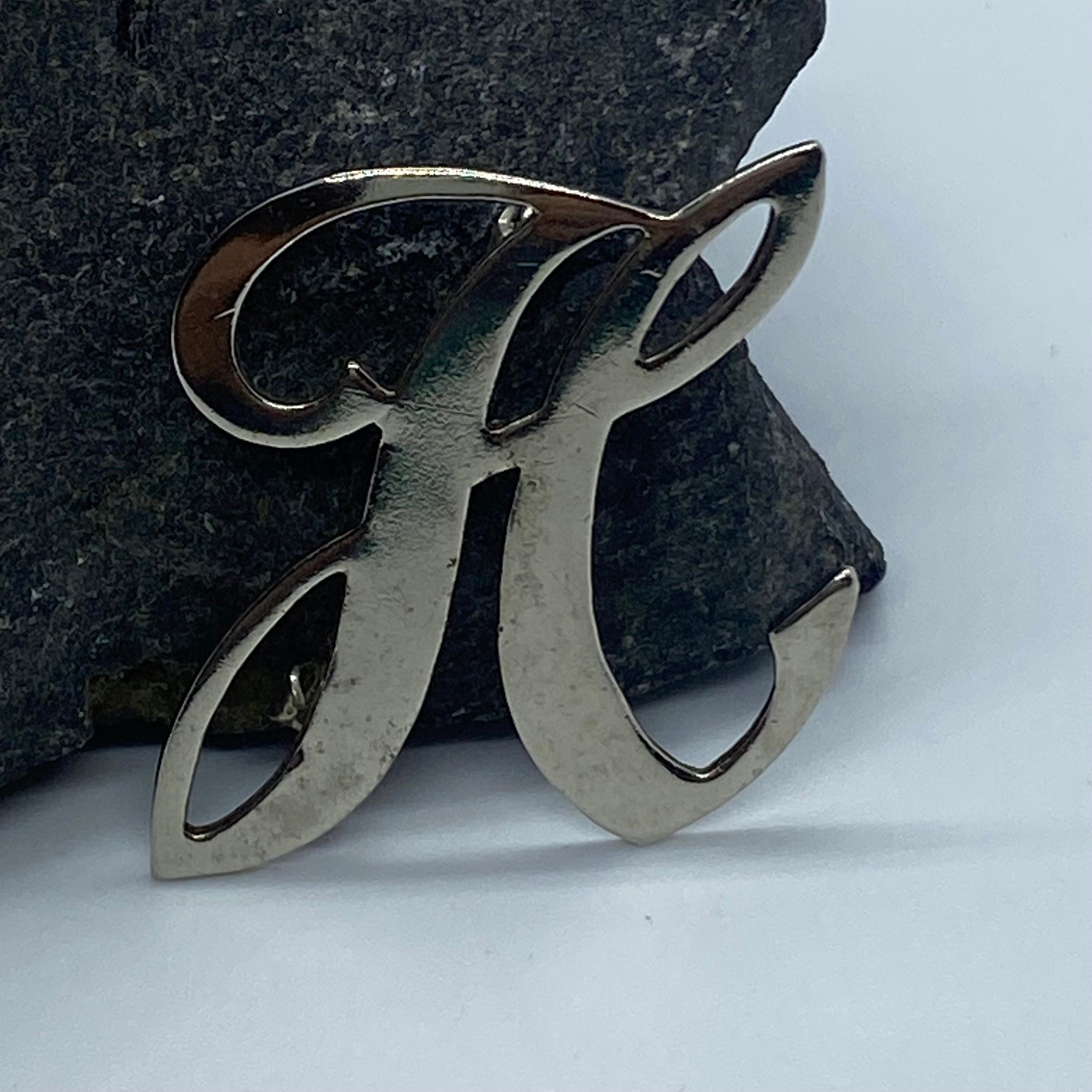 ヴィンテージ ブローチ ピン 文字 H イニシャル シルバートーン - Etsy