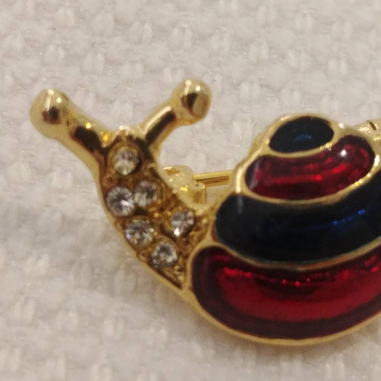 Broche En Métal Doré En Forme D'escargot Stylisé - Occasion - Bijou Fantaisie