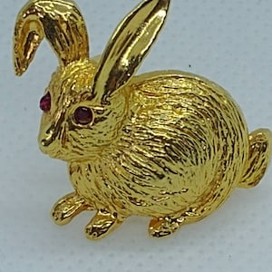 Vintage hare/ rabbit brooch,pin gold tone ,Easter gift