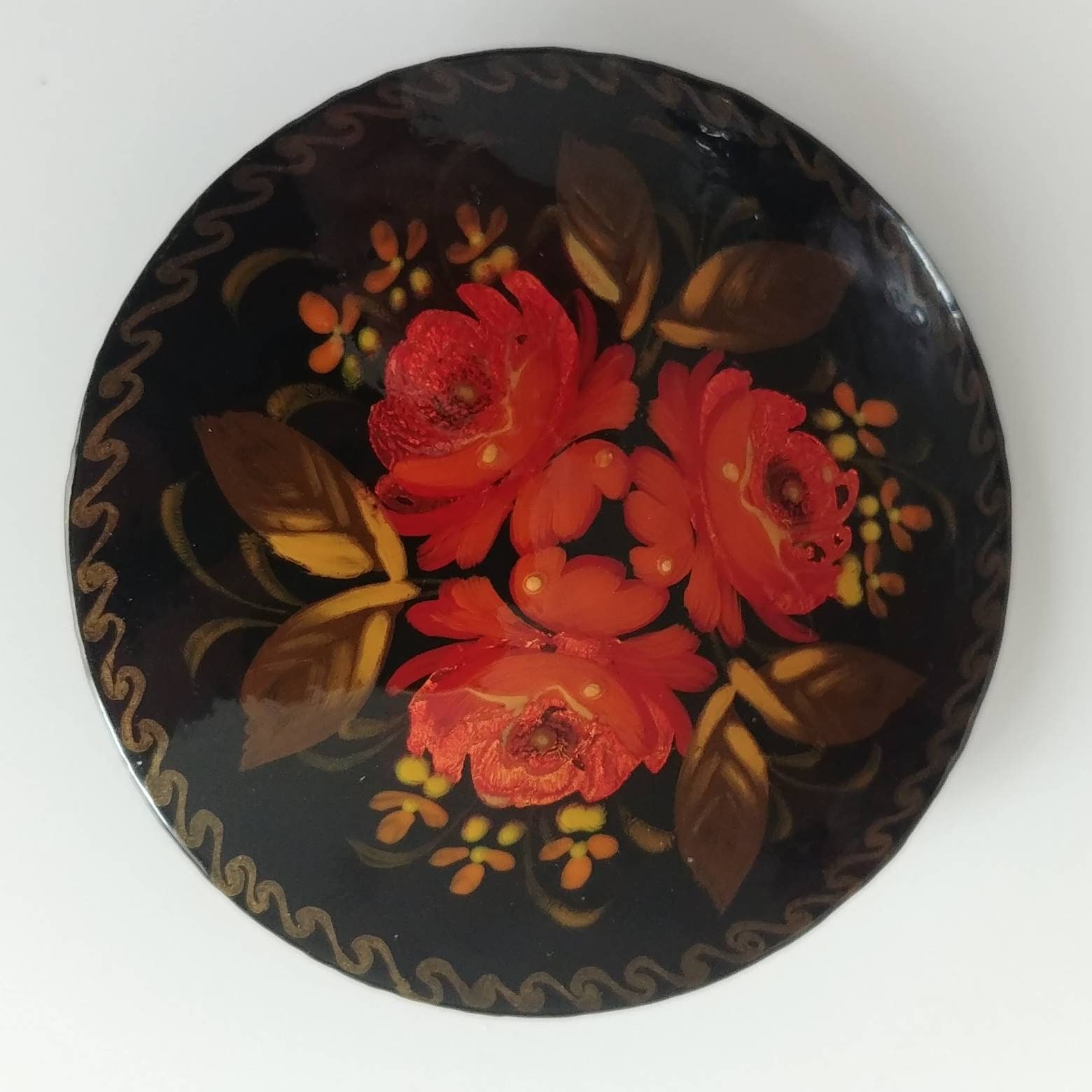 Broche vintage floral folklorique russe. Broche en laque peinte à la