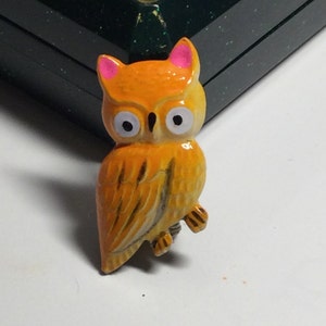Vintage owl brooch pin