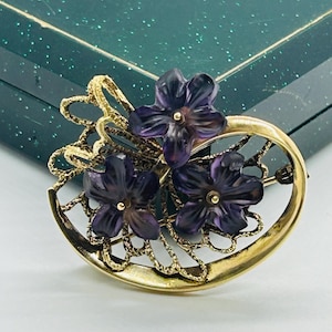 Vintage brooch violet signed American