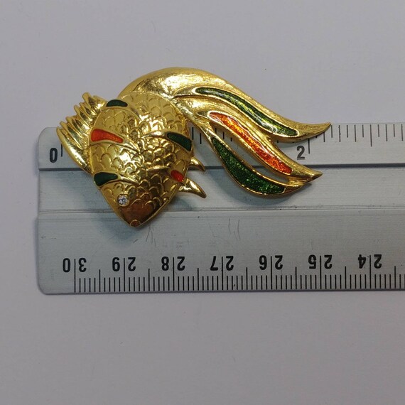 カラフルなエナメルを使用したヴィンテージゴールドトーンの金魚