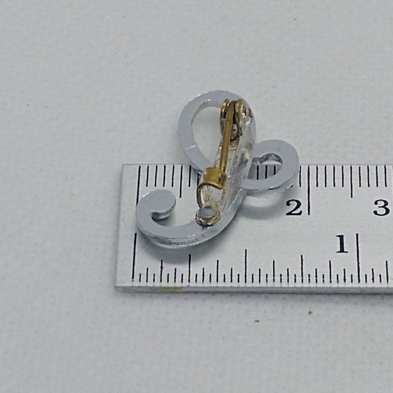 Broche Vintage Initiale C - Couleur Argent, Strass Clairs, Occasion Avec Micro-rayures