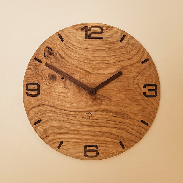 Holz Wanduhr 'uhriger', Eiche groß, Eichenholz Uhr, handgefertigt aus Massivholz