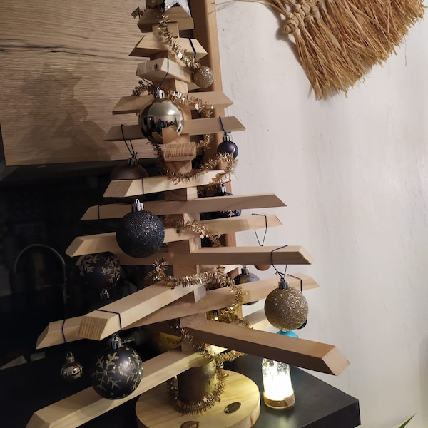 SAPIN de NOEL en BOIS - Fait Main