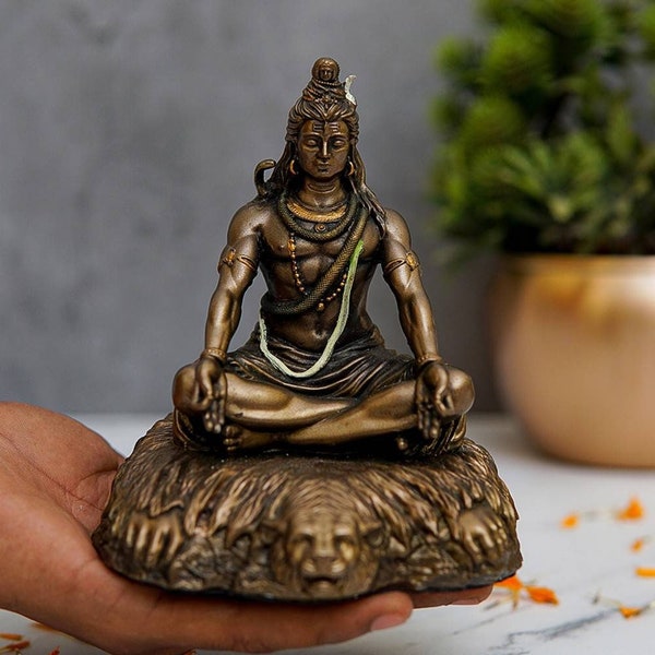 Statue de Shiva, Shiv, Siva, Mahadev, Mahadeva, Rudra, Shankara, Adiyogi, dieu hindou de la méditation, du yoga, du temps, des arts, de la destruction et de la danse.13 CM