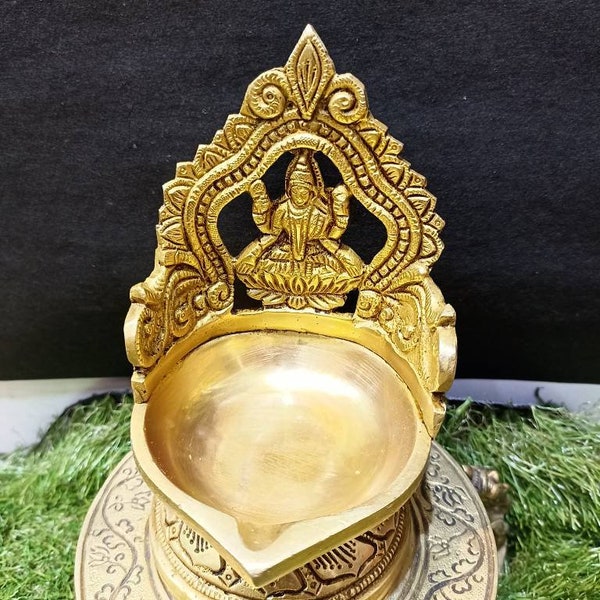 Ganesh Laxmi Diya Messing für Home Tempel, Lord Ganesha Lakshmi Oil Wick Diya, Indischer Handgefertigter Deepak für Home Tempel Dekor Lampe