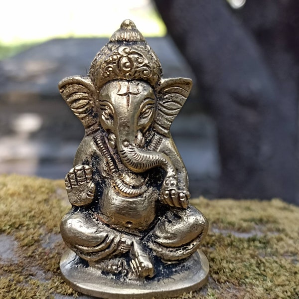 Ganesh Statue, 6 cm, Lord Ganesha Statue, Brass Ganesha Statue, Ganesha for Altar, Ganesha Statue, Vinayak Statue, Elephant God, Ganapati