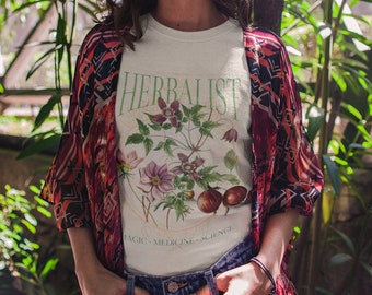 Herbalist Unisex T-Shirt | Boho Shirt | Plants Hippie Botanical Tee | Garden Green Witch Top Nature | Herboloy Herbalism Naturopath Gift