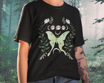 Green Luna Moth Unisex Tee | Witchy Luna Moth Shirt | Lunar Moth T-Shirt | Dark Academia Moon Goth Top | Magical Cottagecore Clothing