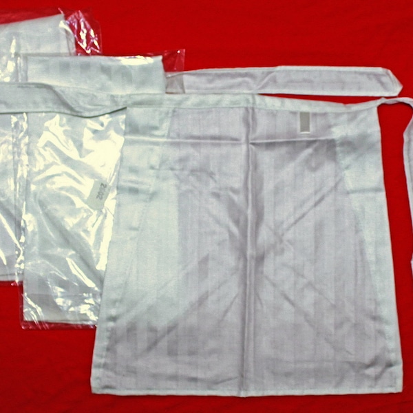 Package: consisting of three simple white serving aprons / white satin 100% cotton apron - chambermaid's maid - Made in Austria